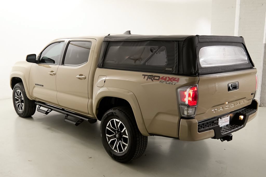 Used 2020 Toyota Tacoma TRD Sport AWD/4WD image 7