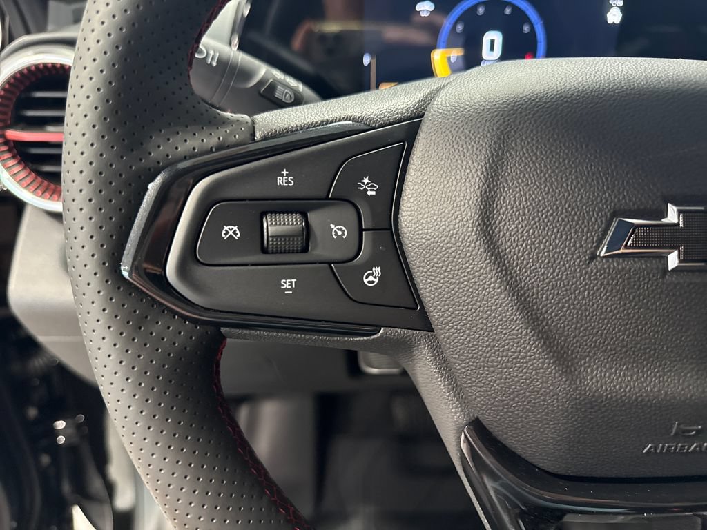 New 2026 Chevrolet Trax RS w/ Driver Confidence Package FWD image 4