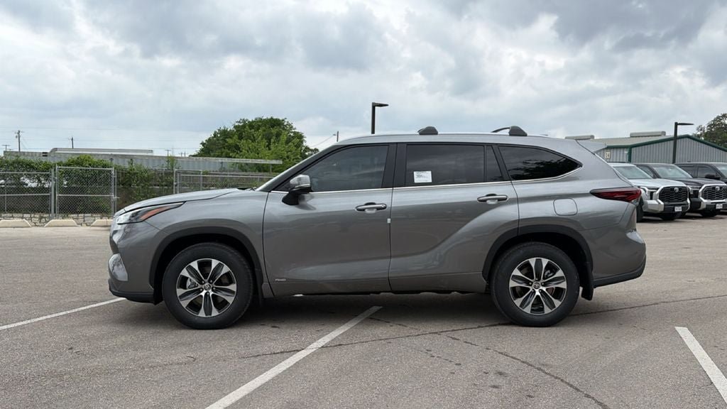 New 2026 Toyota Highlander XLE AWD/4WD image 10