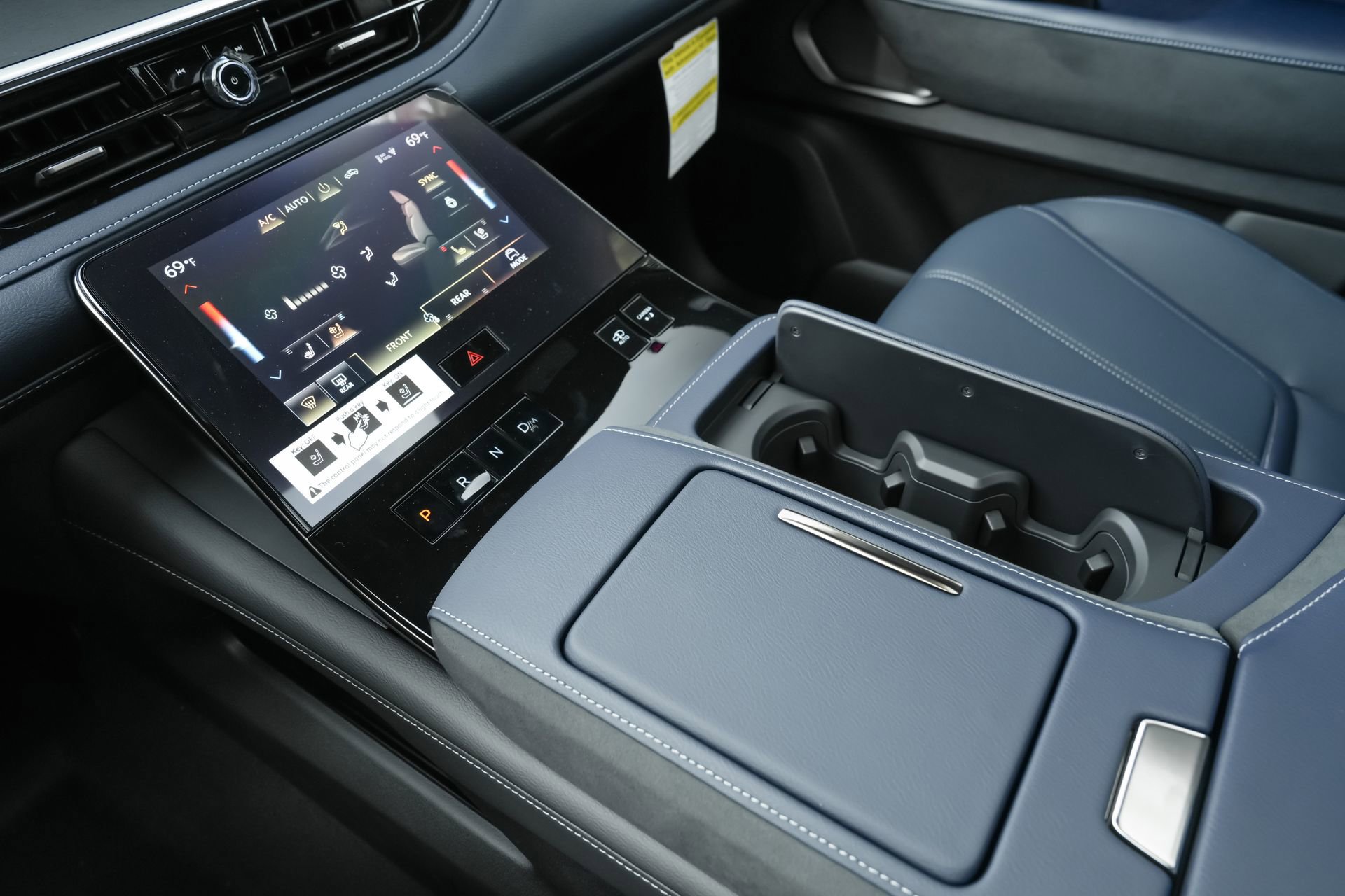 New 2026 INFINITI QX80 4WD w/ Sport Exterior Package image 12