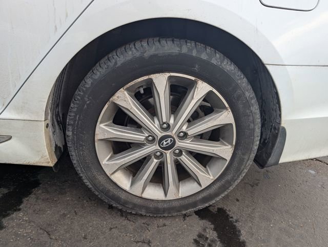 Used 2017 Hyundai Sonata Limited image 25