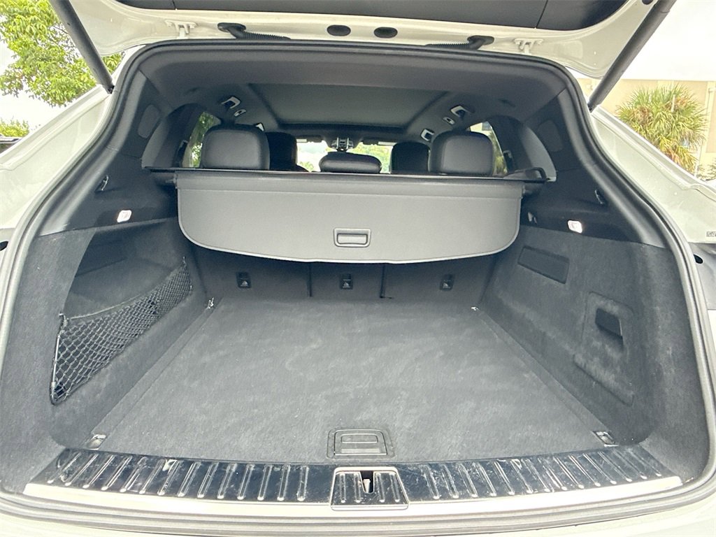 Used 2020 Porsche Cayenne Base w/ Premium Package image 29