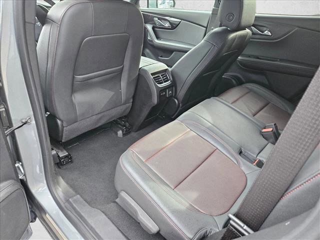 Used 2025 Chevrolet Blazer RS image 11
