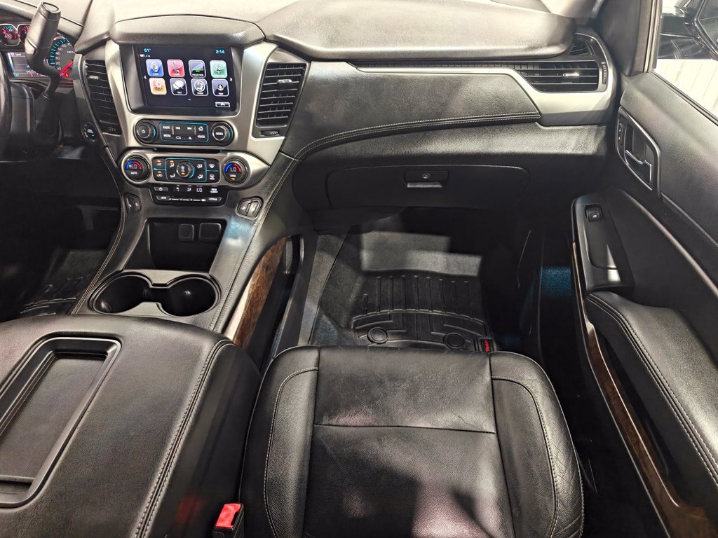 Used 2019 Chevrolet Tahoe LT w/ Luxury Package AWD/4WD image 28