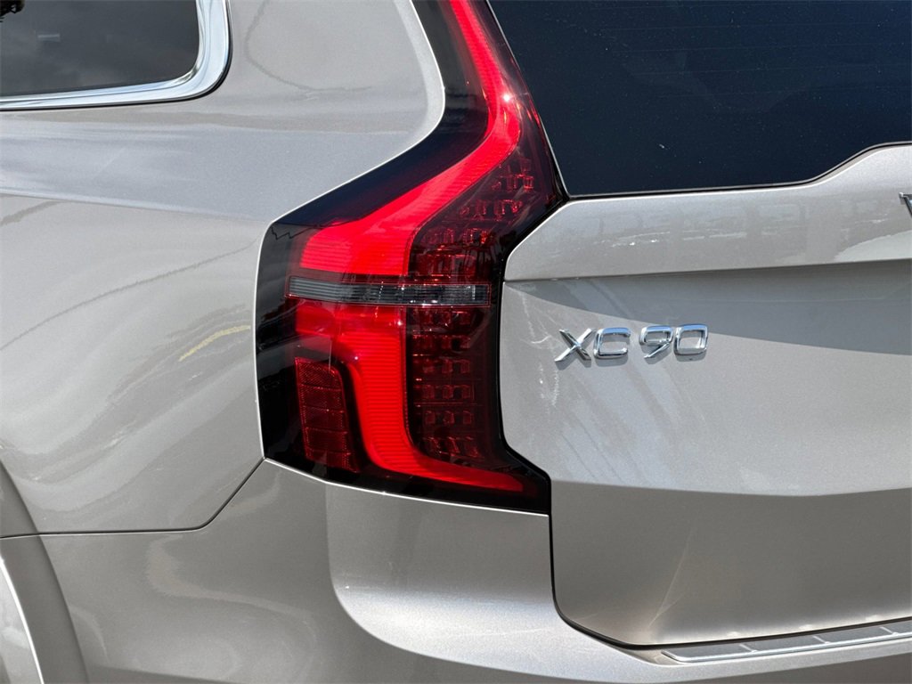 New 2026 Volvo XC90 T8 Plus image 27