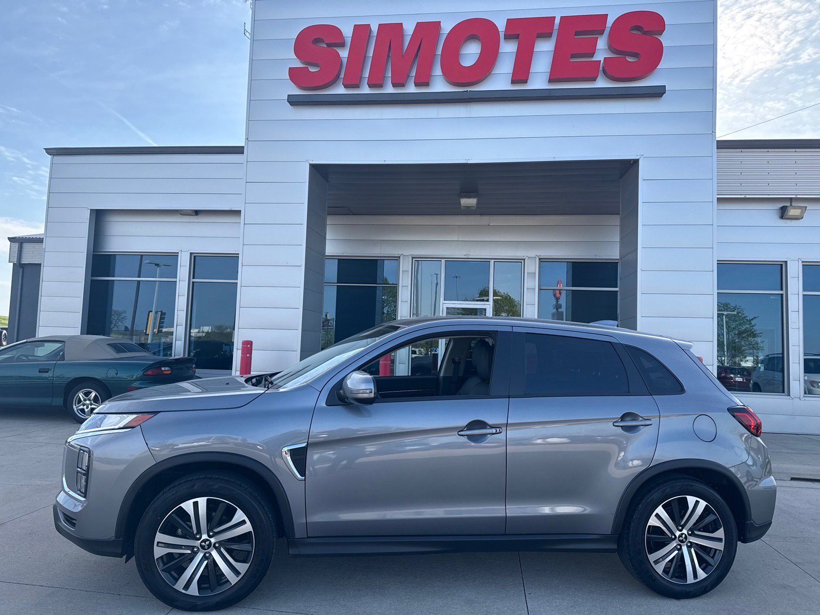 Used 2025 Mitsubishi Outlander Sport SE