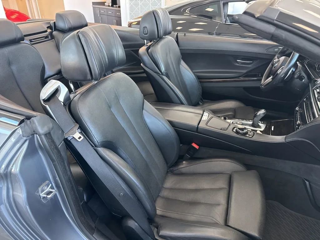 Used 2015 BMW 650i xDrive 650i xDrive Convertible 2D image 17