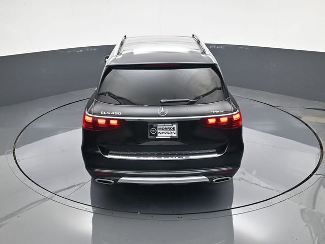 Used 2025 Mercedes-Benz GLS 450 4MATIC image 33
