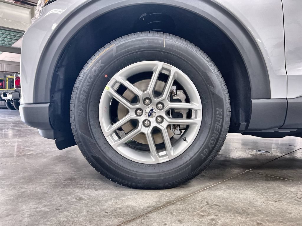 New 2026 Ford Explorer Active AWD/4WD image 10