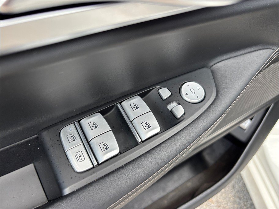 Used 2018 BMW 750i xDrive AWD/4WD image 24