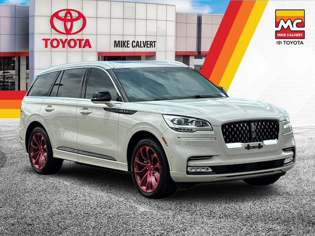 Used 2022 Lincoln Aviator Grand Touring w/ Equipment Group 301A AWD/4WD image 7