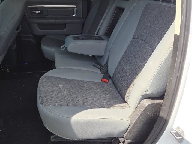 Used 2019 RAM 1500 Classic SLT AWD/4WD image 13