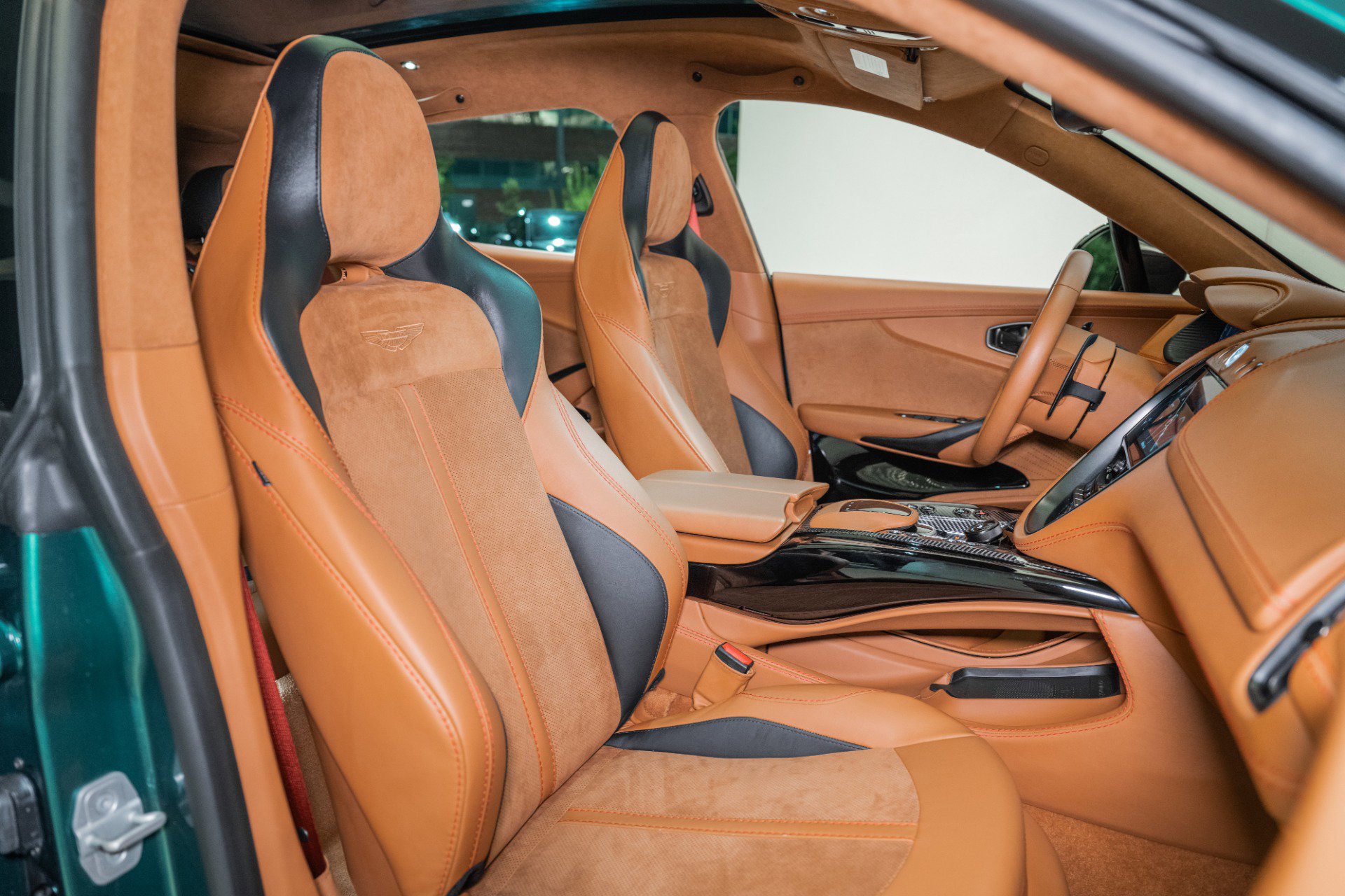 Used 2023 Aston Martin DBX 707 image 22