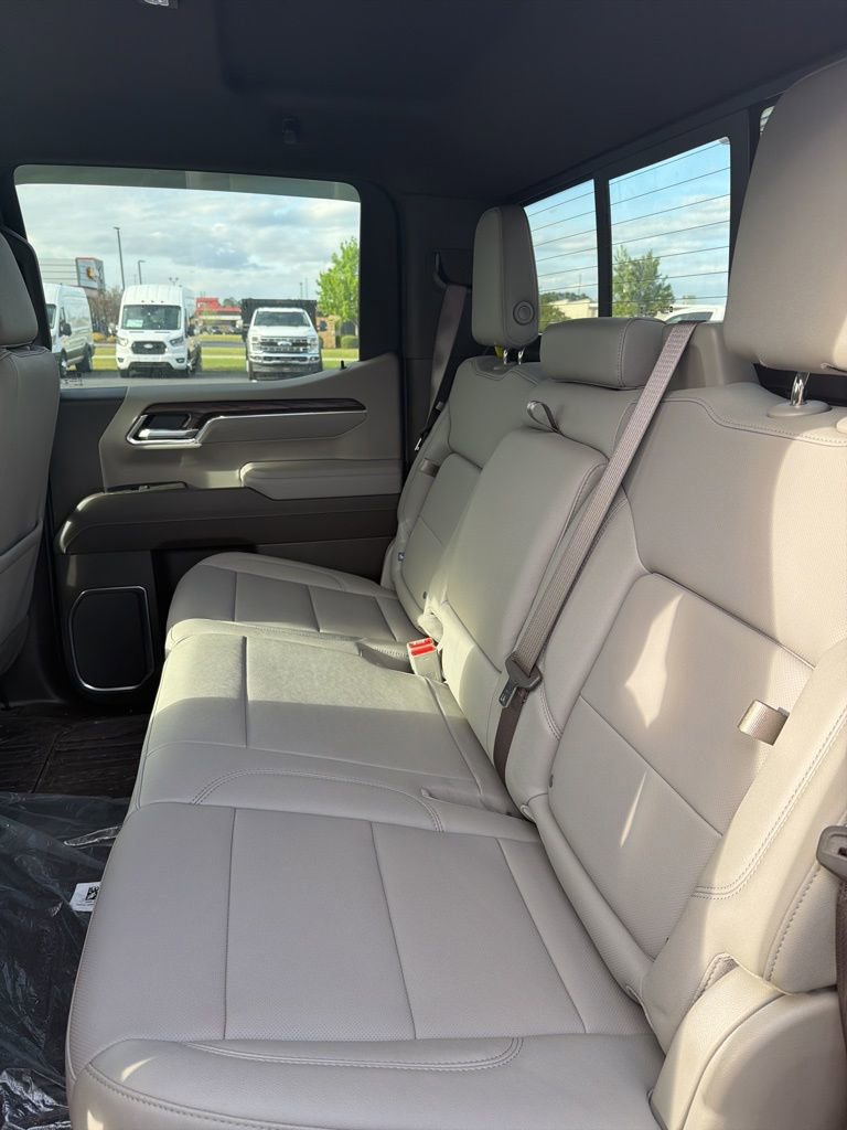 Used 2025 GMC Sierra 1500 SLT w/ SLT Premium Package image 6