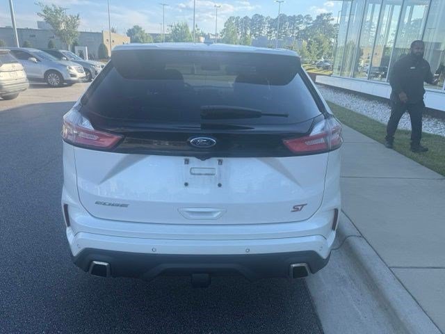 Used 2019 Ford Edge ST w/ Equipment Group 401A AWD/4WD image 7