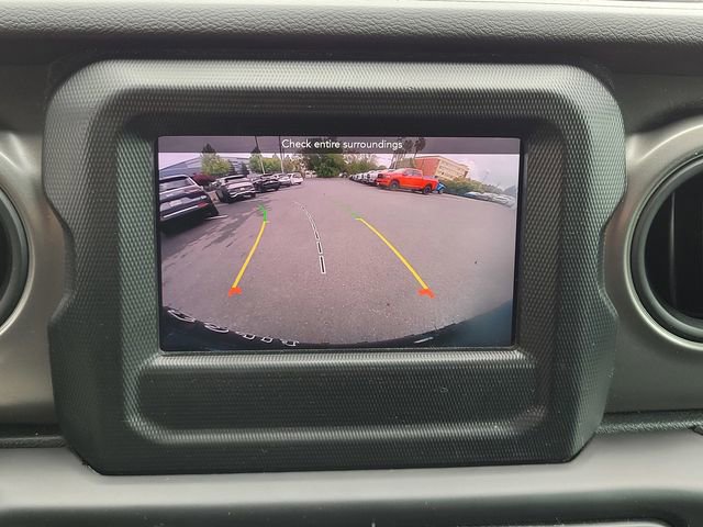 Used 2023 Jeep Wrangler Unlimited AWD/4WD image 28