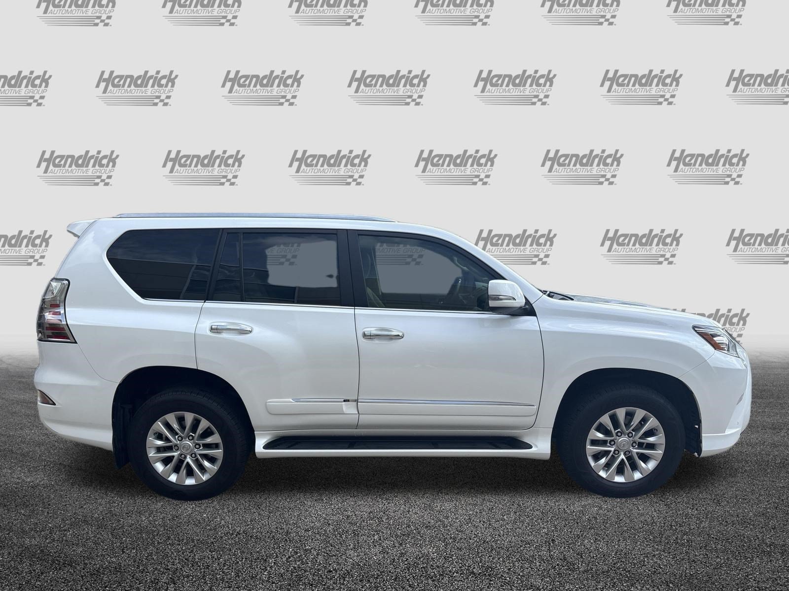 Used 2015 Lexus GX 460 w/ Premium Package AWD/4WD image 11