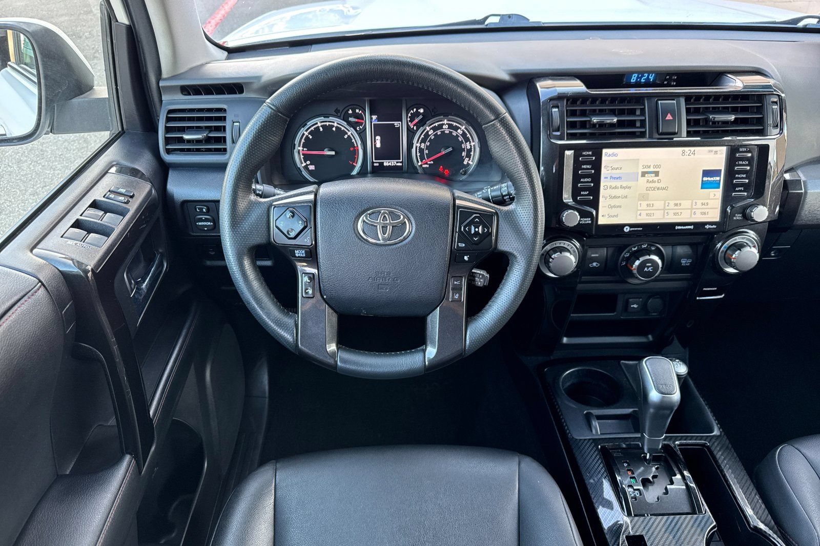 Used 2020 Toyota 4Runner TRD Off-Road Premium w/ Moonroof Package AWD/4WD image 17