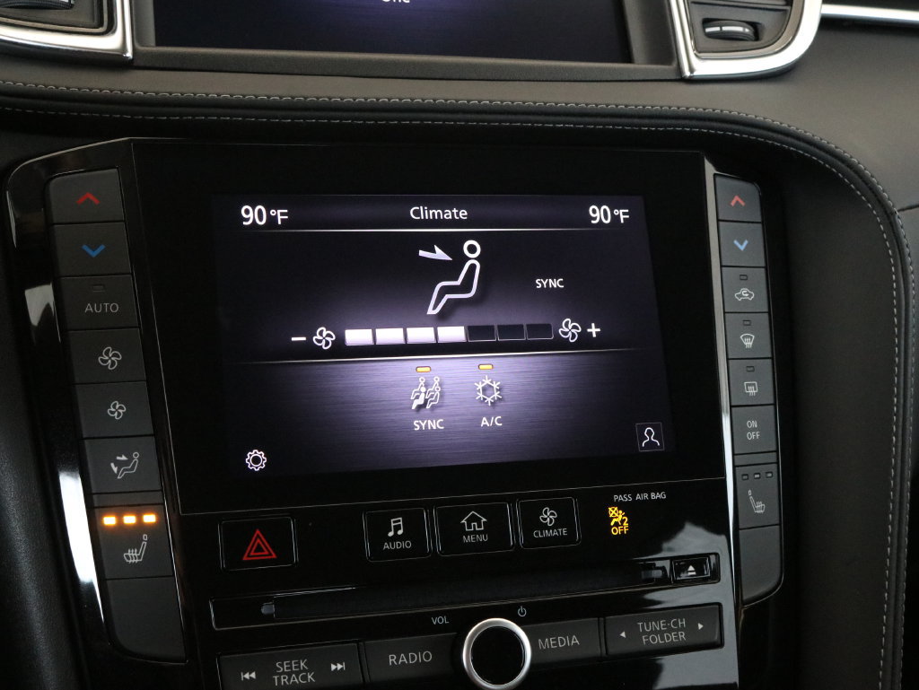 Certified 2025 INFINITI QX50 Luxe AWD/4WD image 17