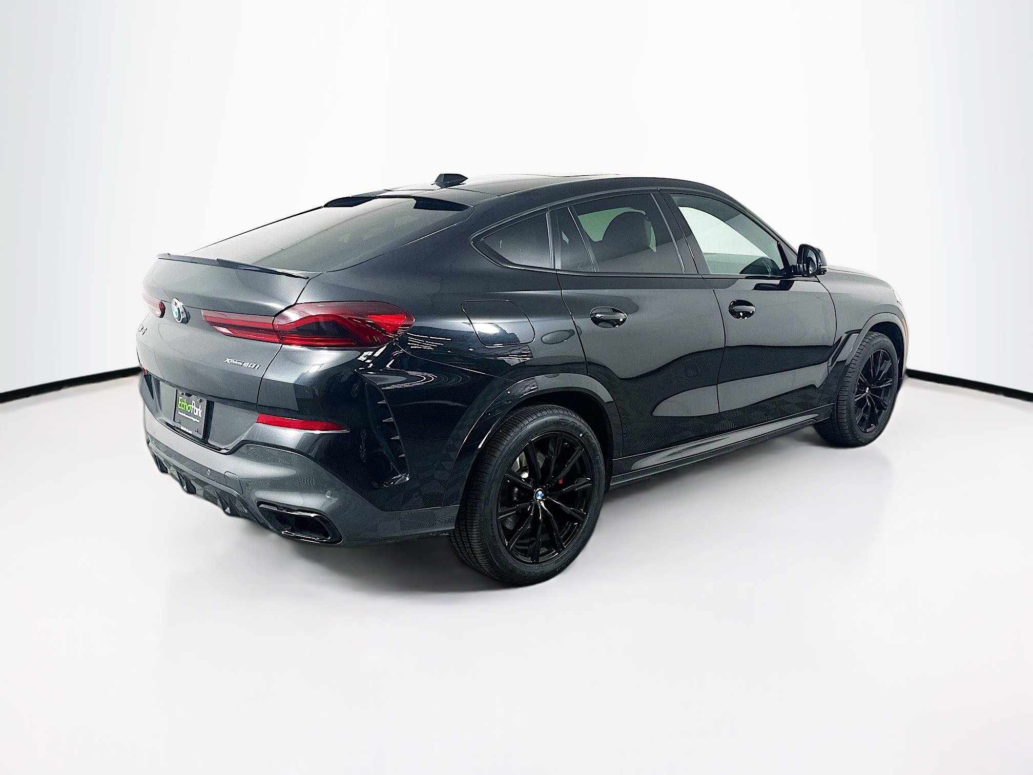 Used 2024 BMW X6 xDrive40i w/ Parking Assistance Package image 9