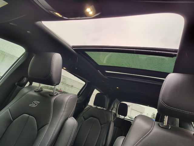 New 2026 Chrysler Pacifica Select AWD/4WD image 26