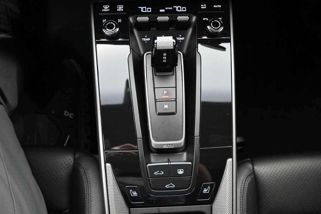 Certified 2020 Porsche 911 Carrera 4S AWD/4WD image 17