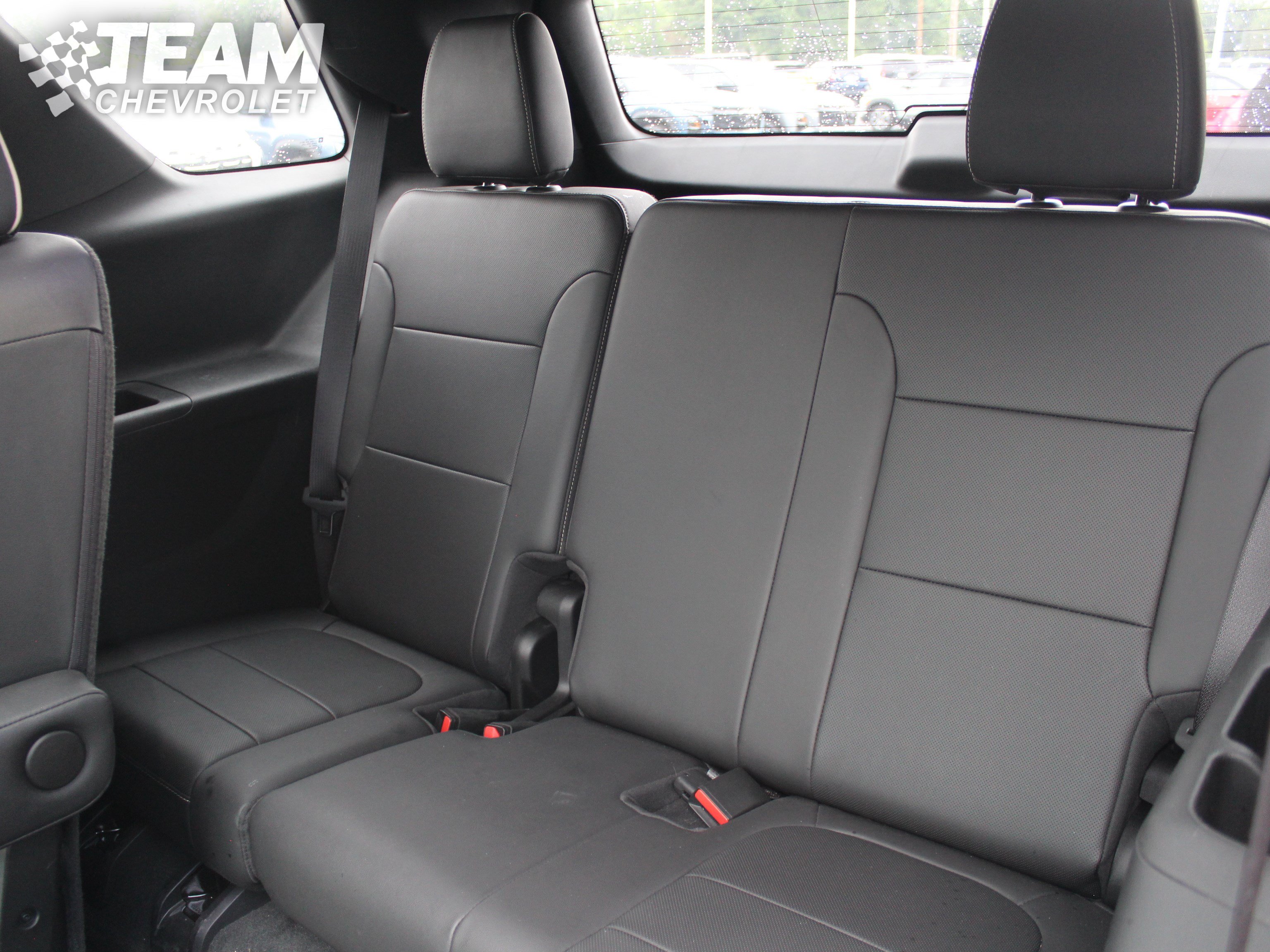 Used 2022 Chevrolet Traverse Premier w/ Redline Edition AWD/4WD image 27