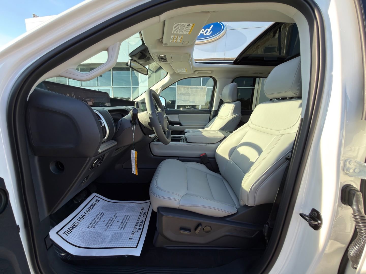 New 2025 Ford Expedition Active image 31