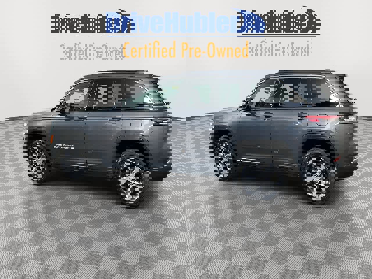 Used 2024 Jeep Grand Cherokee Limited image 4