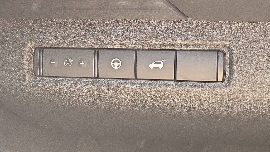 Used 2022 Nissan Pathfinder SL w/ Cargo Package AWD/4WD image 25
