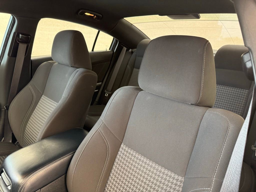 Used 2023 Dodge Charger SXT image 30
