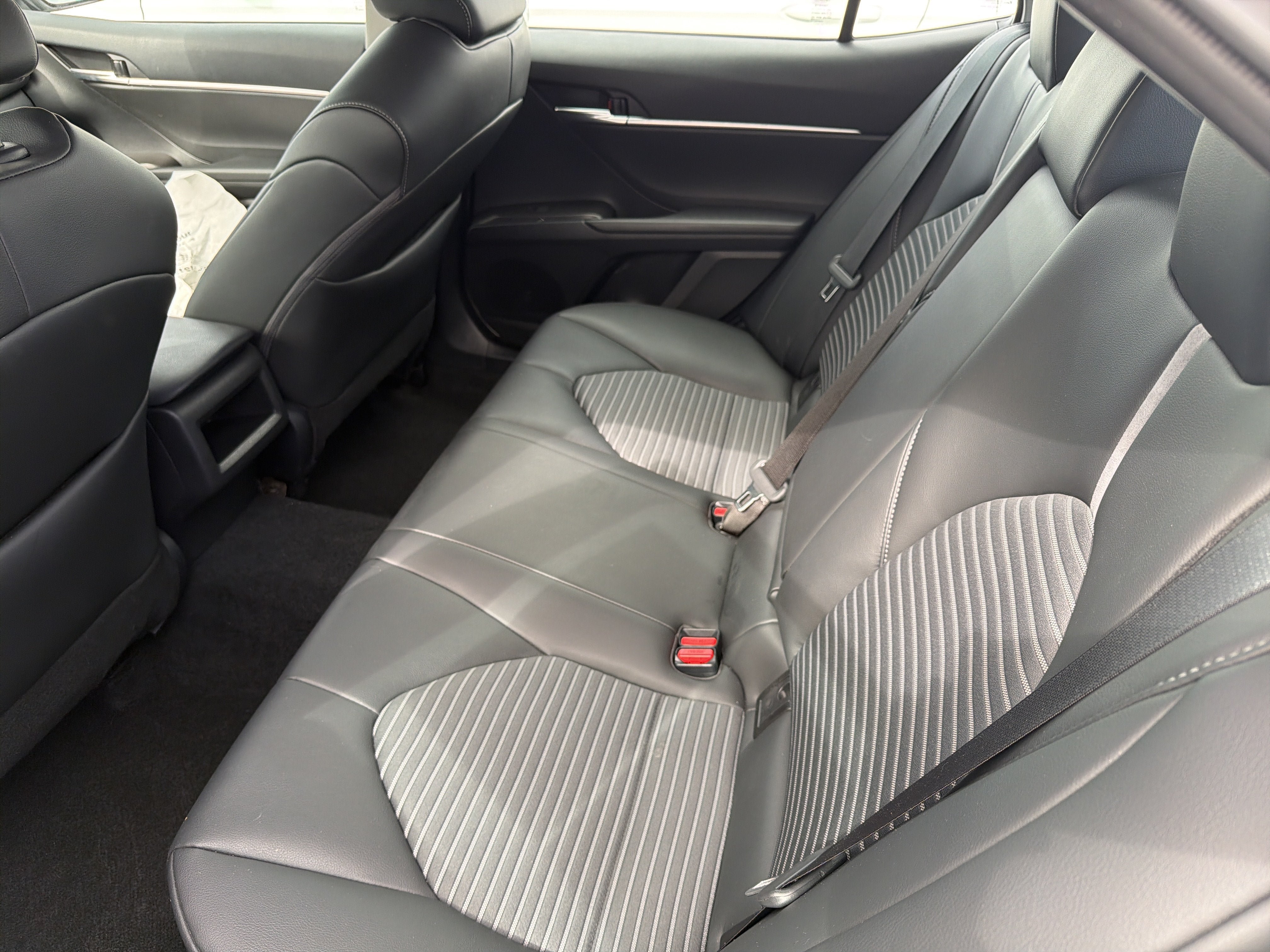 Used 2023 Toyota Camry SE w/ Cold Weather Package AWD/4WD image 23