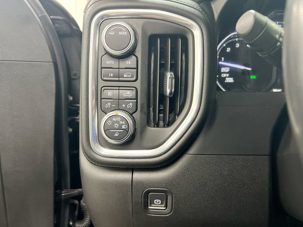 Used 2020 GMC Sierra 1500 SLT w/ SLT Convenience Package AWD/4WD image 18