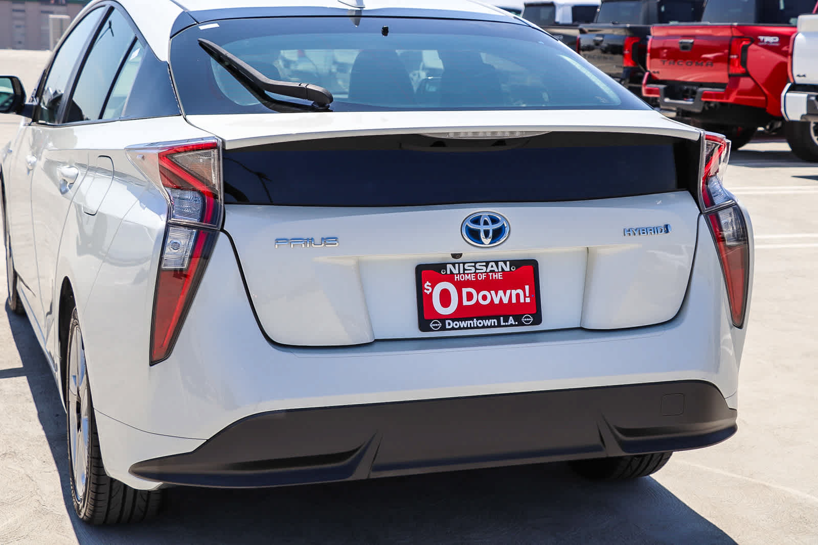 Used 2017 Toyota Prius Four Touring w/ Preferred Accessory Package FWD image 10