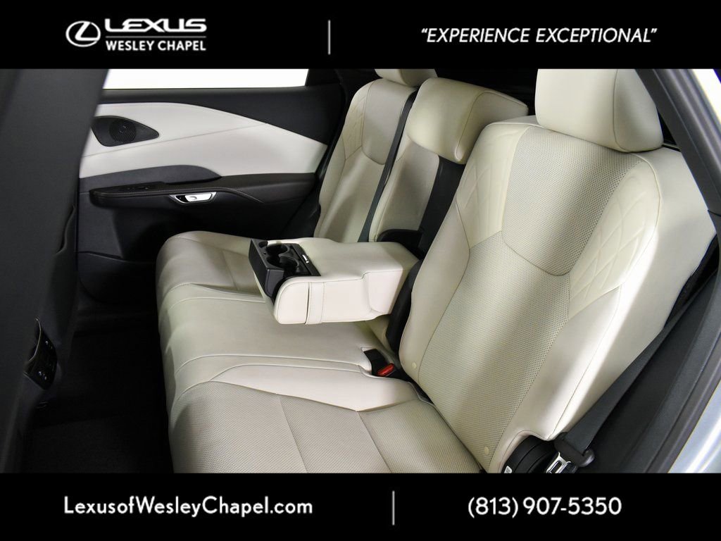 Used 2024 Lexus RX 350 FWD w/ Technology Package image 24