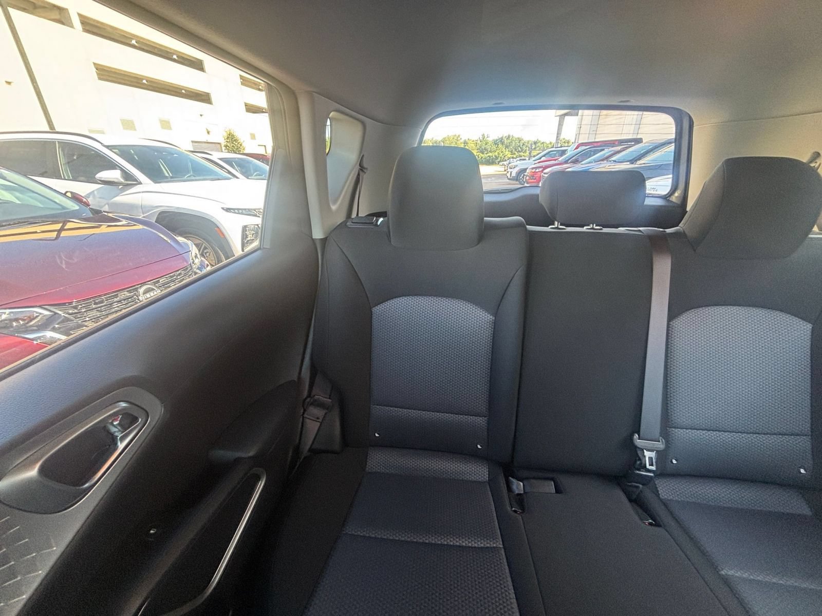 Used 2025 Kia Soul LX w/ LX Technology Package FWD image 38
