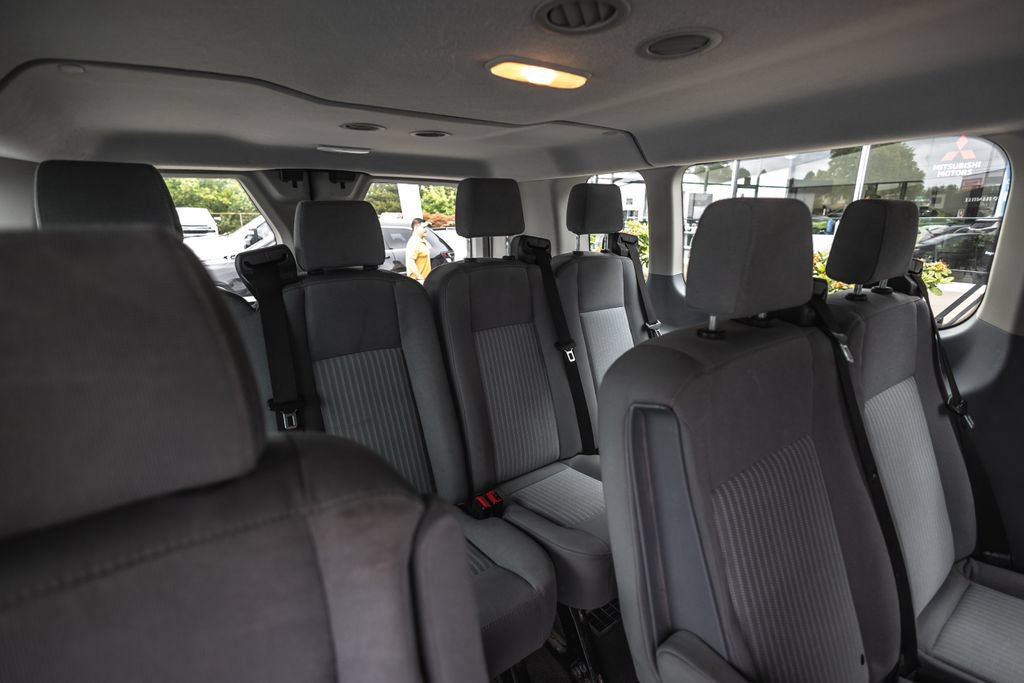 Used 2019 Ford Transit 350 XLT RWD image 30