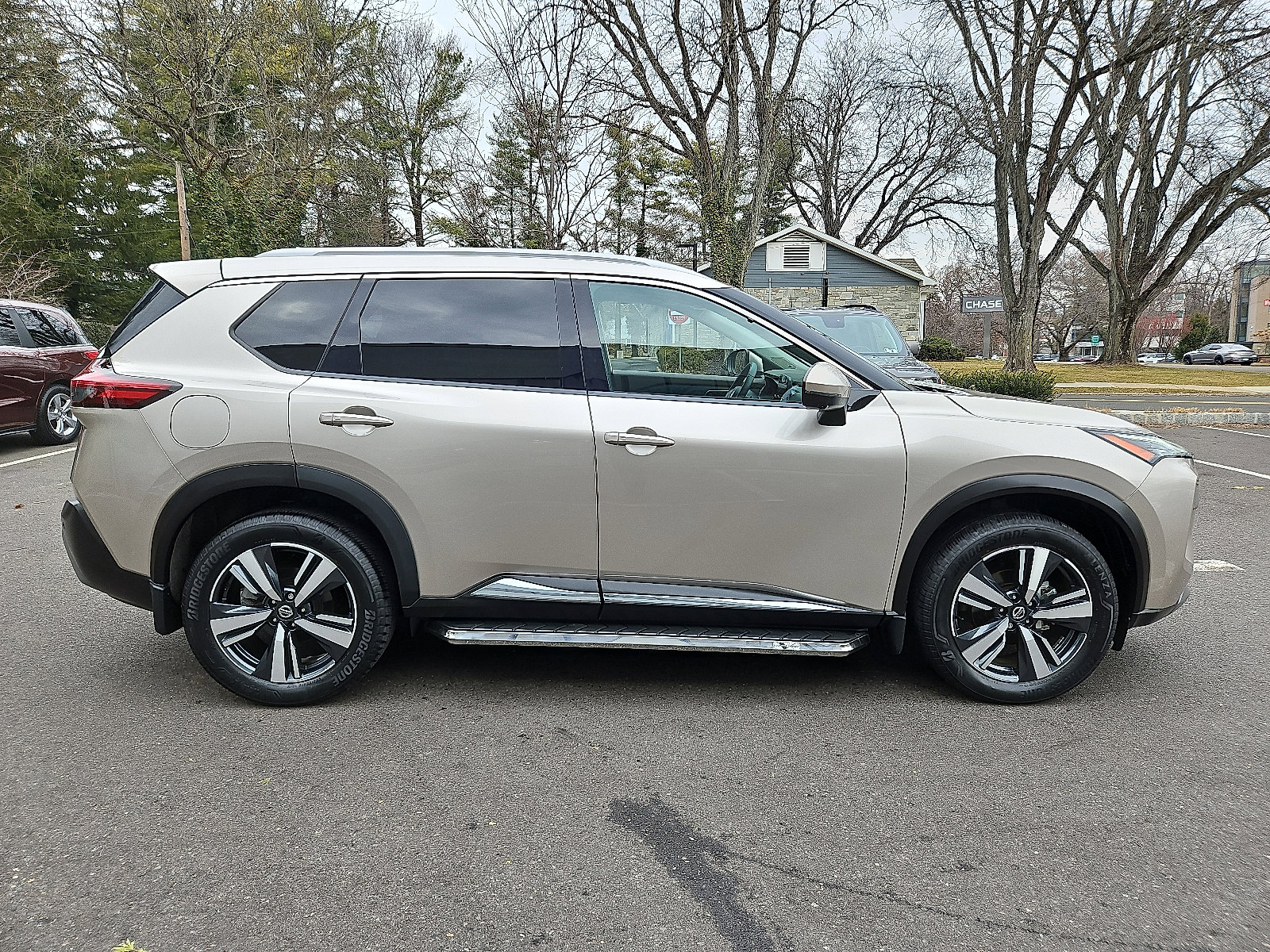 Certified 2021 Nissan Rogue SL w/ Premium Package image 7