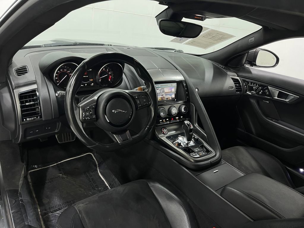 Used 2016 Jaguar F-TYPE S image 20
