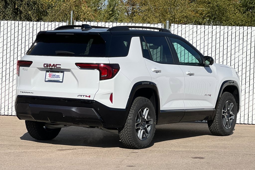 New 2026 GMC Terrain AT4 w/ Technology Package II image 4