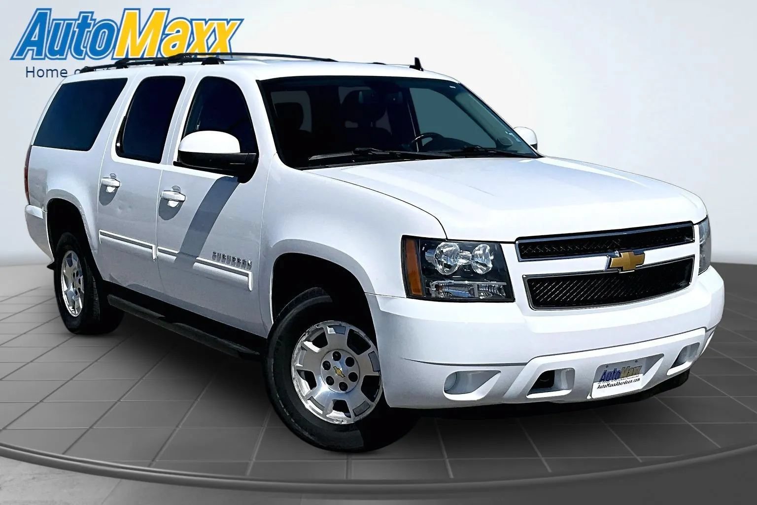 Used 2014 Chevrolet Suburban LS AWD/4WD image 3