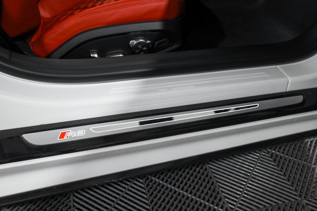 Used 2018 Audi R8 V10 plus image 28