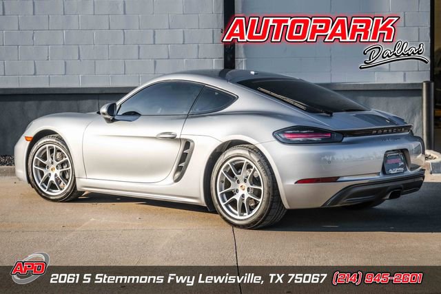 Used 2017 Porsche 718 Cayman image 1
