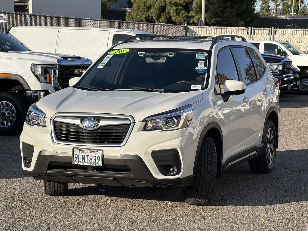 Used 2019 Subaru Forester Premium w/ All-Weather Package AWD/4WD image 3