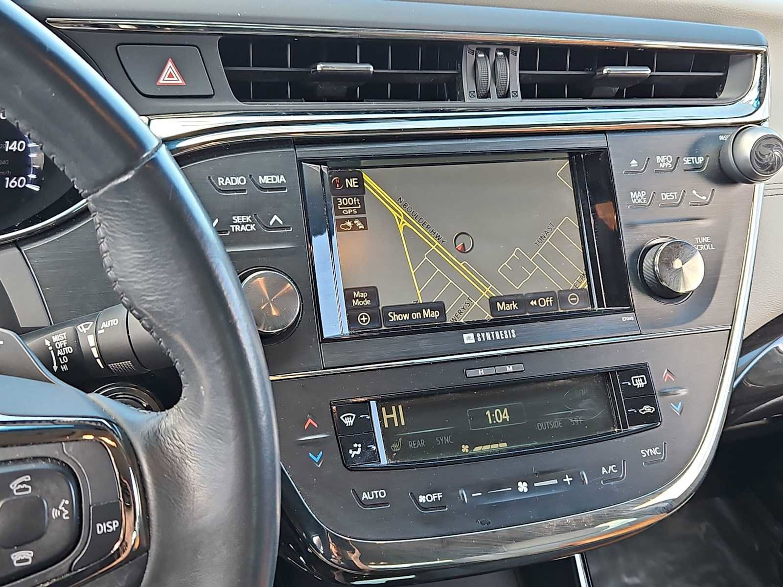 Used 2014 Toyota Avalon Limited image 29