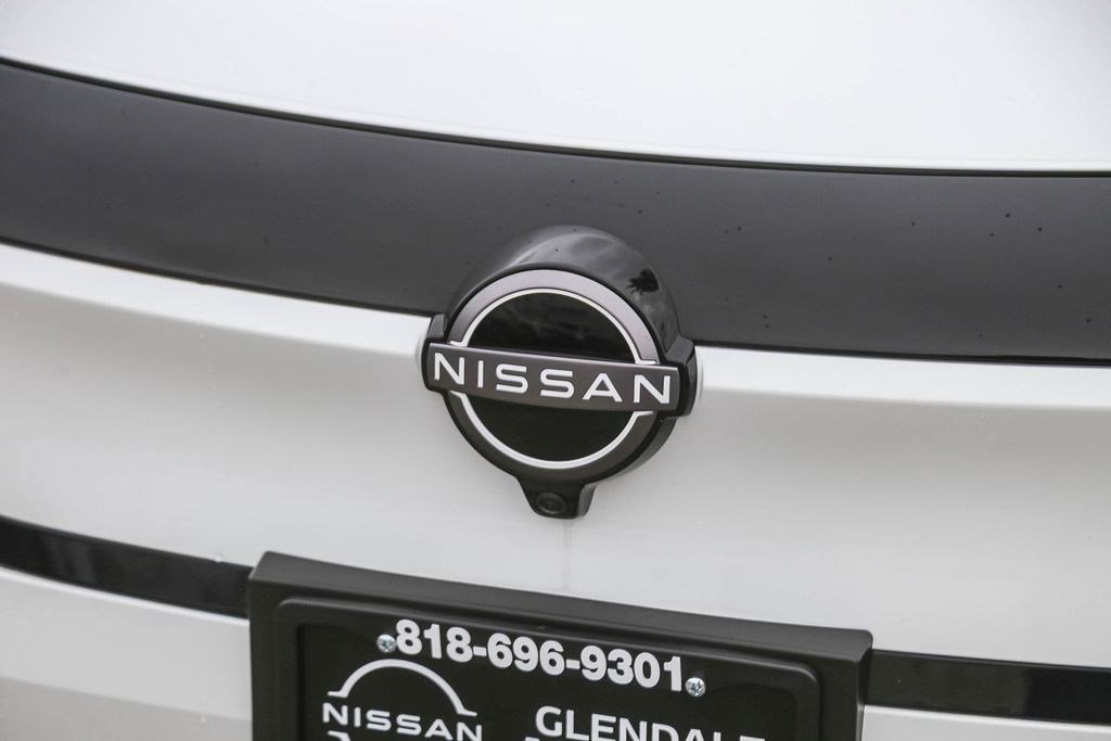 New 2026 Nissan Leaf SV+ w/ Illuminated Package image 5