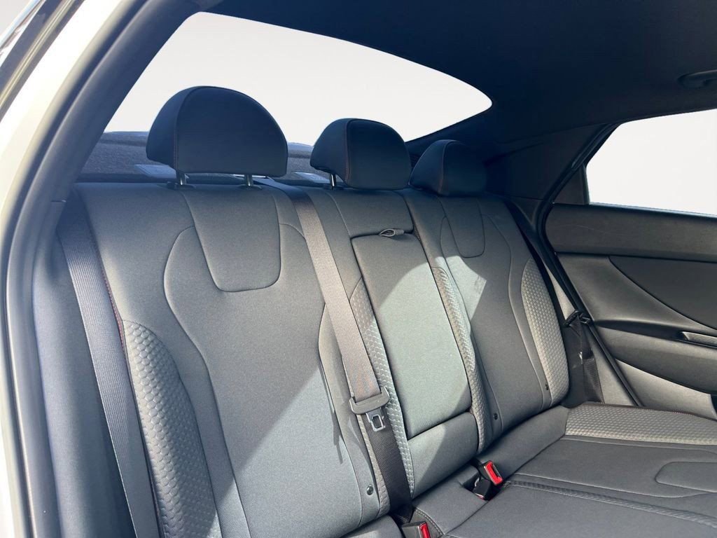 Used 2023 Hyundai Elantra N Line image 30