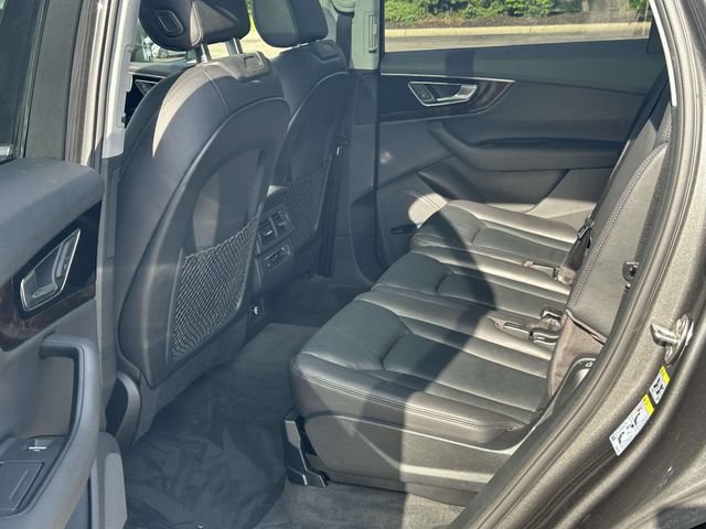 Used 2018 Audi Q7 3.0T Premium Plus w/ Premium Plus Package AWD/4WD image 14
