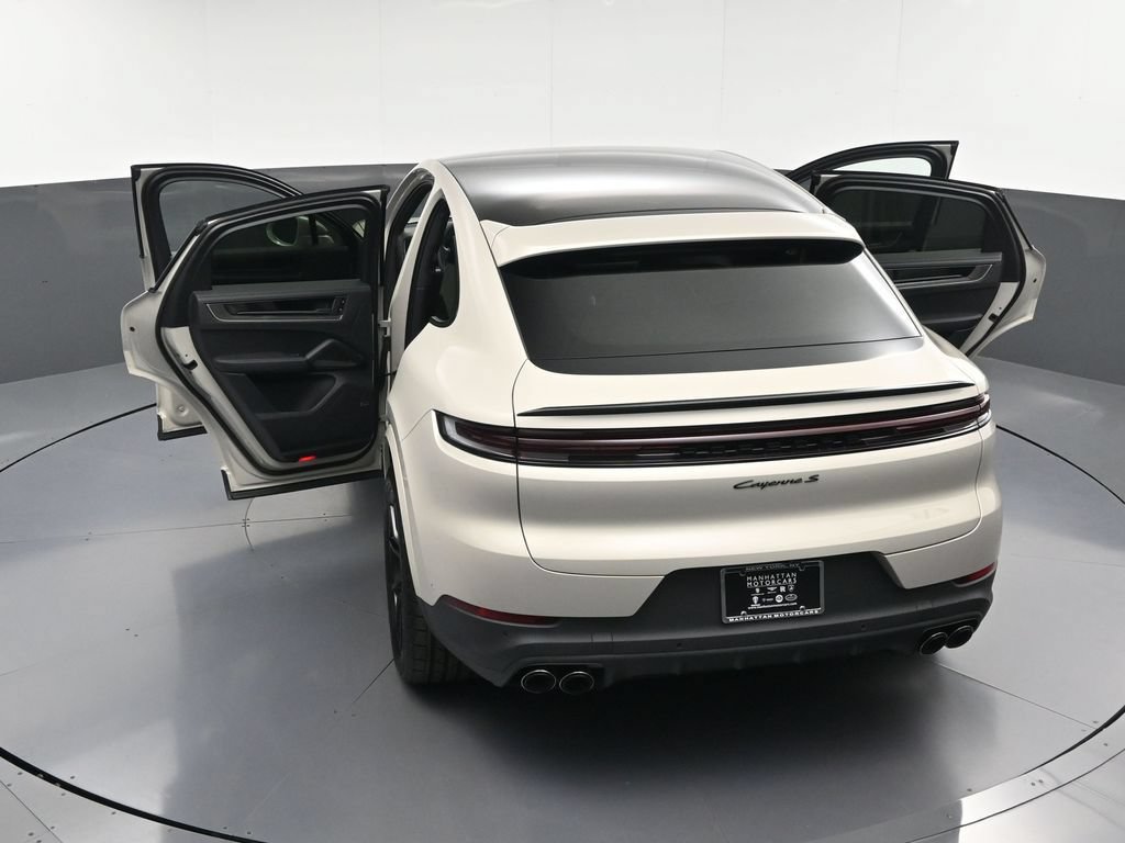 Certified 2026 Porsche Cayenne S AWD/4WD image 35