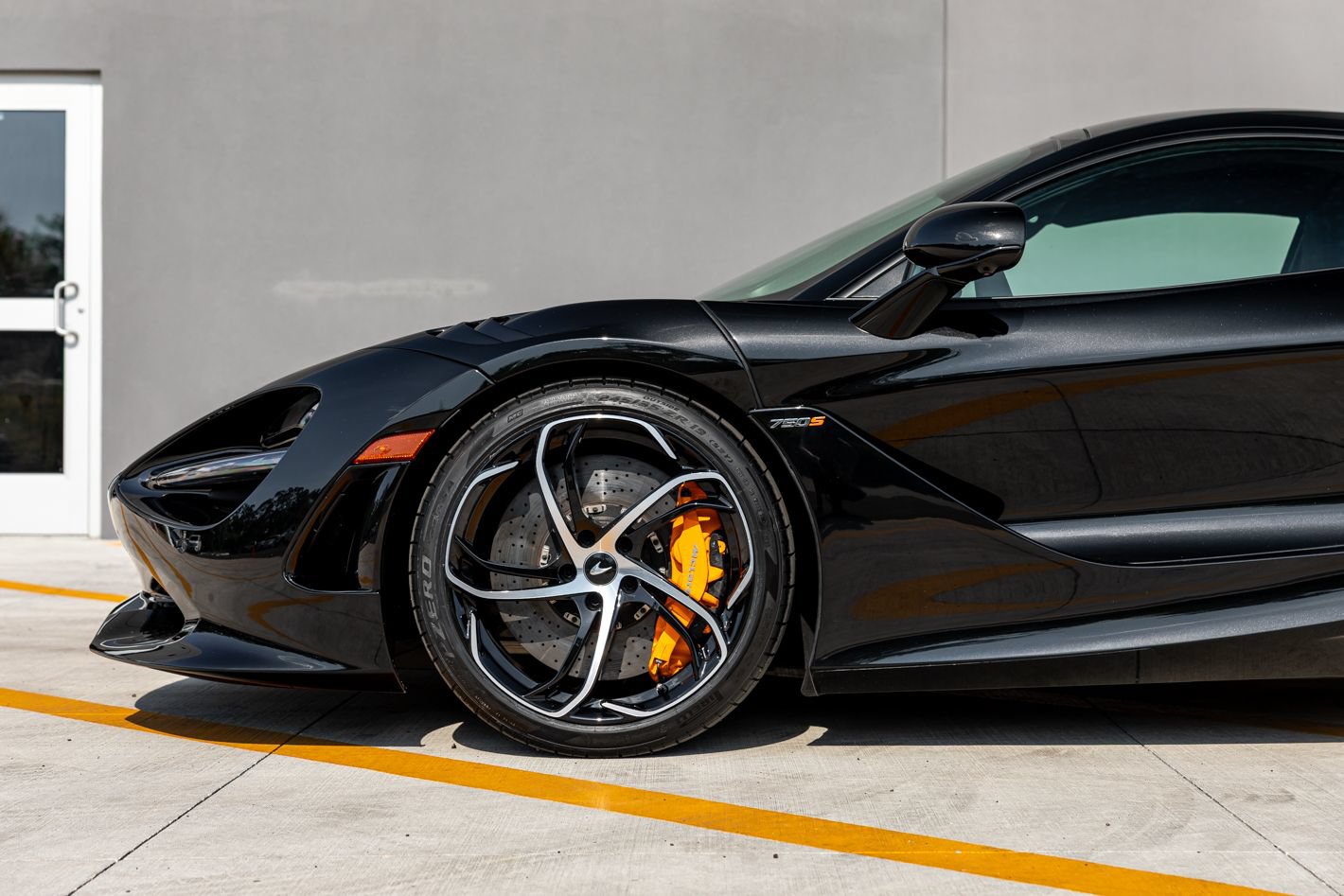 Used 2024 McLaren 750S RWD image 13